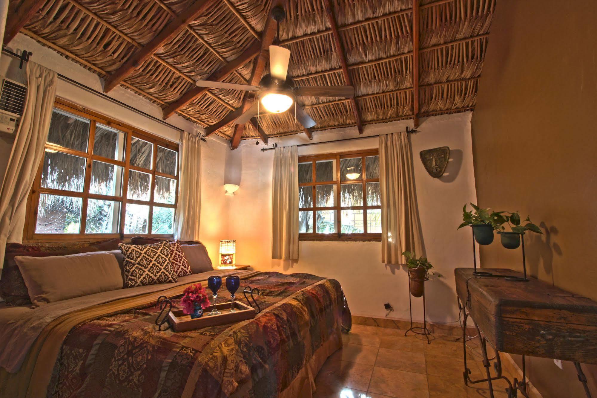 The Bungalows Hotel Кабо-Сан-Лукас Екстер'єр фото